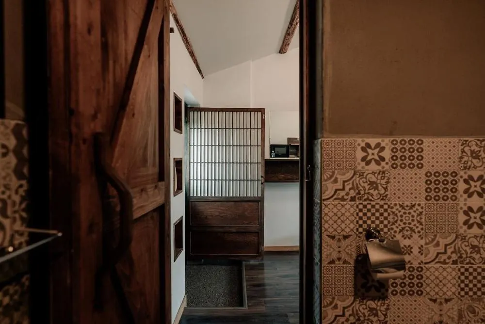 Jeju Dokchae Pension Doldam House Batdam Branch Guest house