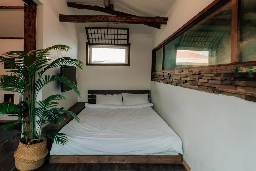 Guest house Jeju Dokchae Pension Doldam House Batdam Branch